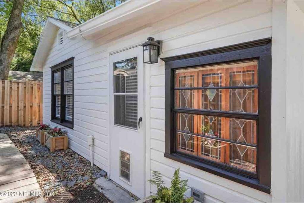 Stylish Bungalow Near Dining, Parks & Entertainment Jacksonville Luaran gambar